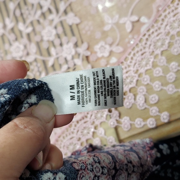 Cape Juby long sleeve romper M EUC - Picture 8 of 8